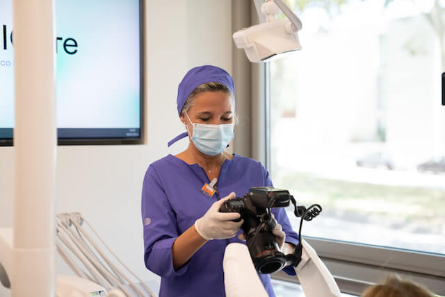 Foto da equipa e dia-a-dia 77 DentalCore